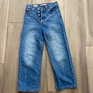 Rib cage straight Levi jeans
